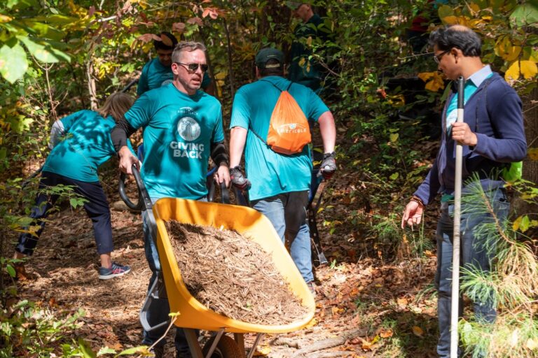 americold volunteers working